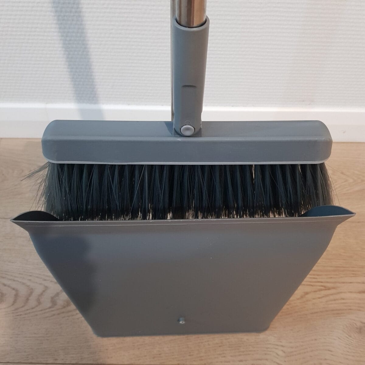 Щетка-веник с совком «поворотно-складной» (VS-00012) — изображение 6